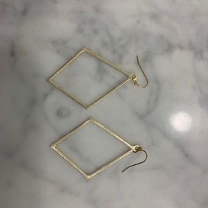 Diamond shape gold earrings